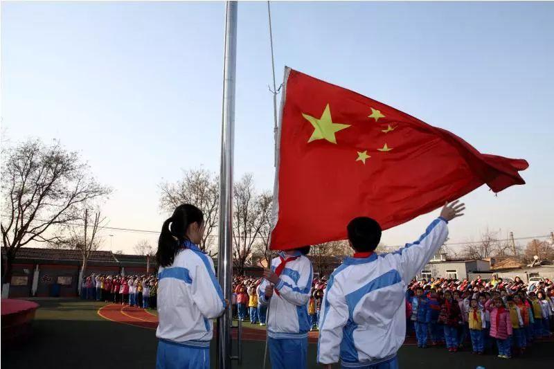 皇太极第八妃，地位比孝庄还高，一不小心成了多尔衮的岳母